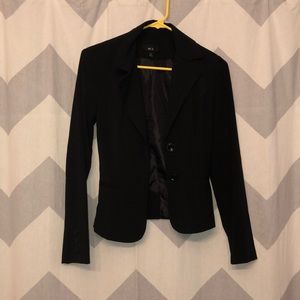 Sleek black xs blazer